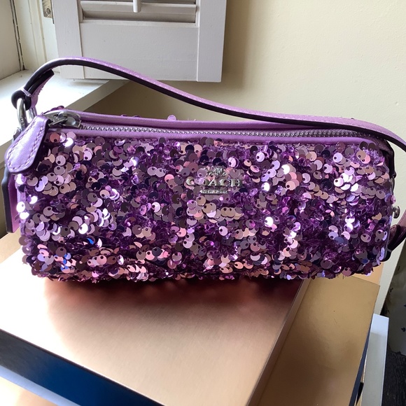 Coach Nolita Sequence Leather Barrel Small Bag Silver/ Lilac - Picture 4 of 16